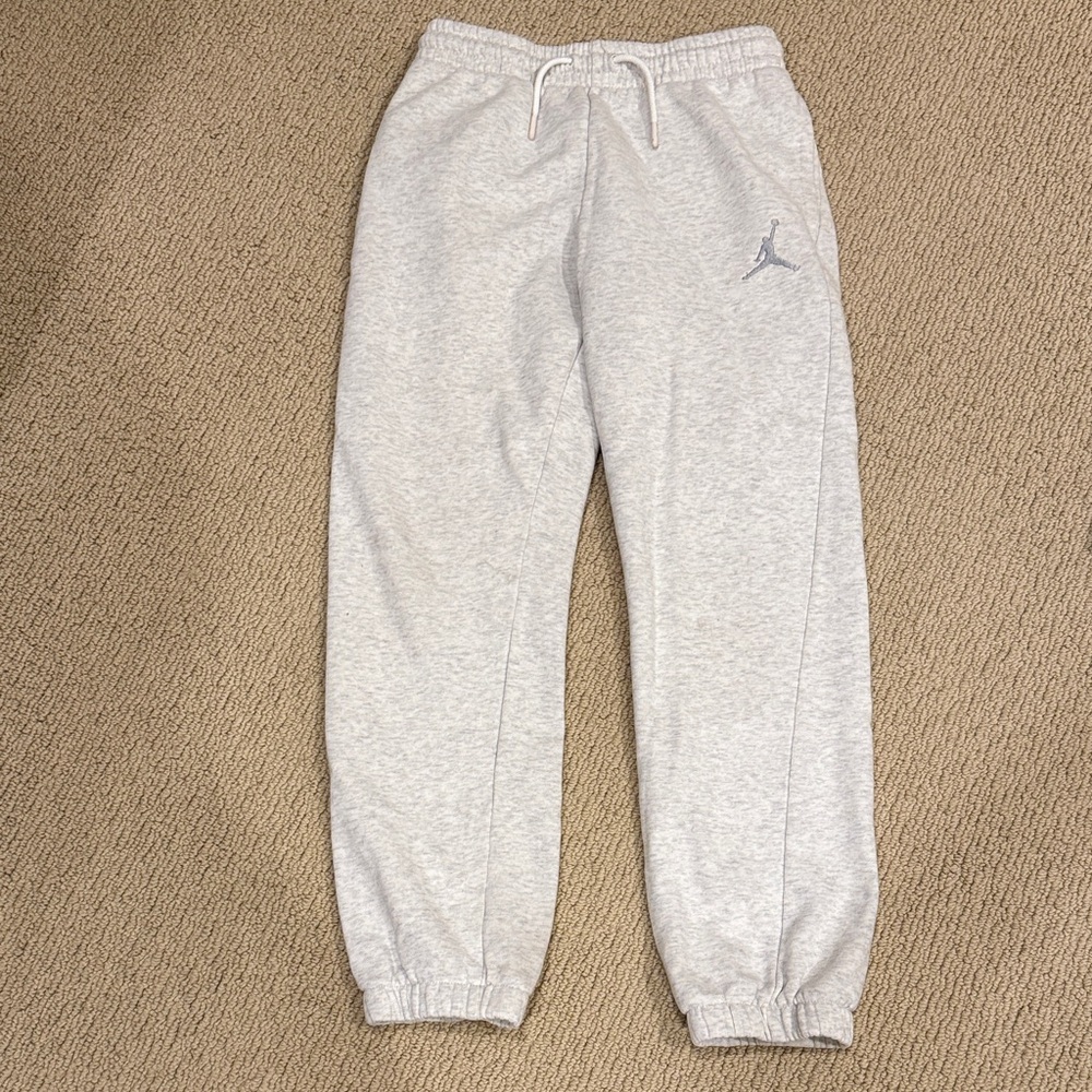 Kids’ Jordan Light Gray Fleece Joggers with Drawstring